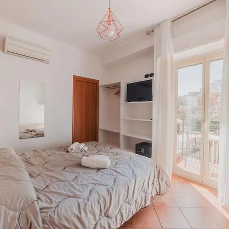 Oda ve Kahvaltı Fontana Vecchia