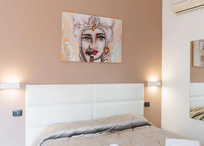 Fontana Vecchia טאורמינה